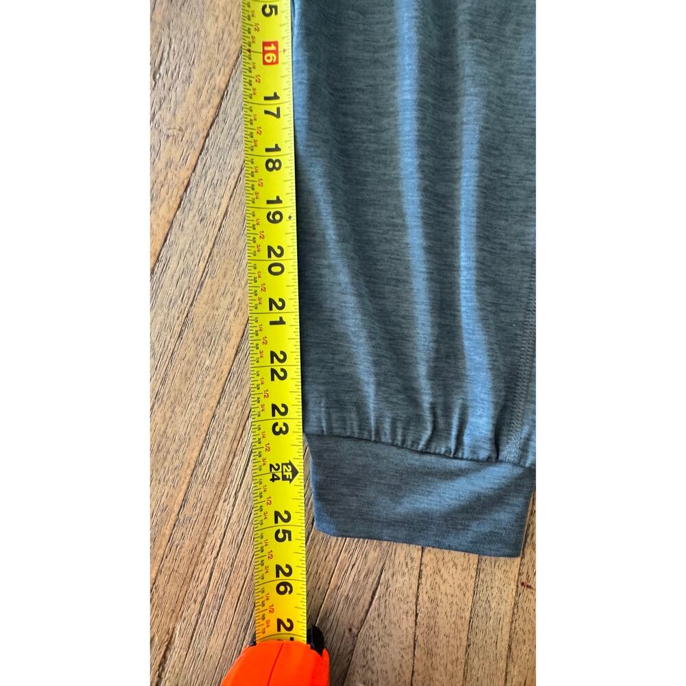 Vuori Lux Jumpsuit - Size M - Picture 6 of 6